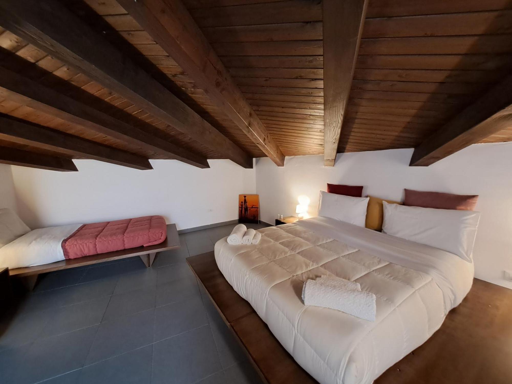 Sopra Moltivolti Guesthouse Palermo Pokój zdjęcie